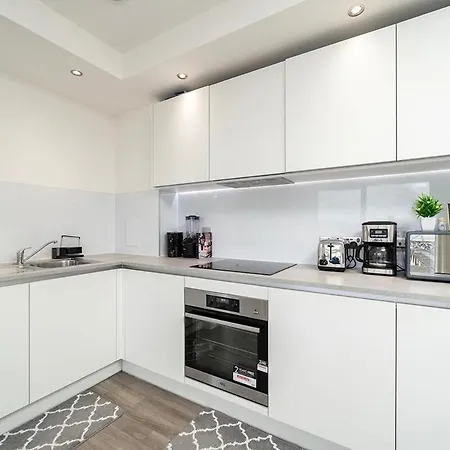 1Br Gem In Shared Apt Near O2 Arena & Excel With Patio, Private Bath, Free Parking & Garden Londres Exterior foto
